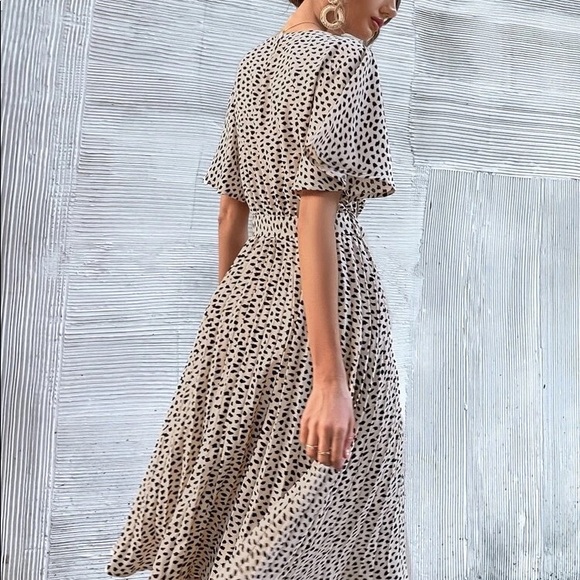 Beige Dot Print Butterfly Sleeve Belted  A line - Dress - Picture 6 of 10